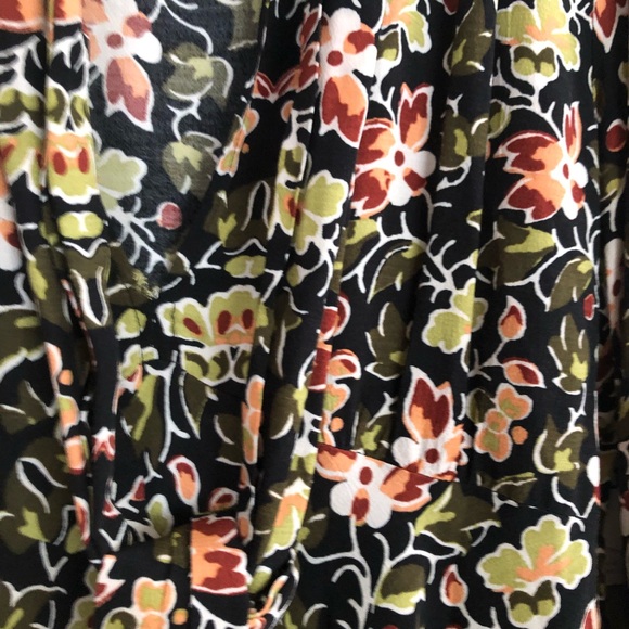 ZARA Woman Black Floral Dress  Sze M - Picture 2 of 2